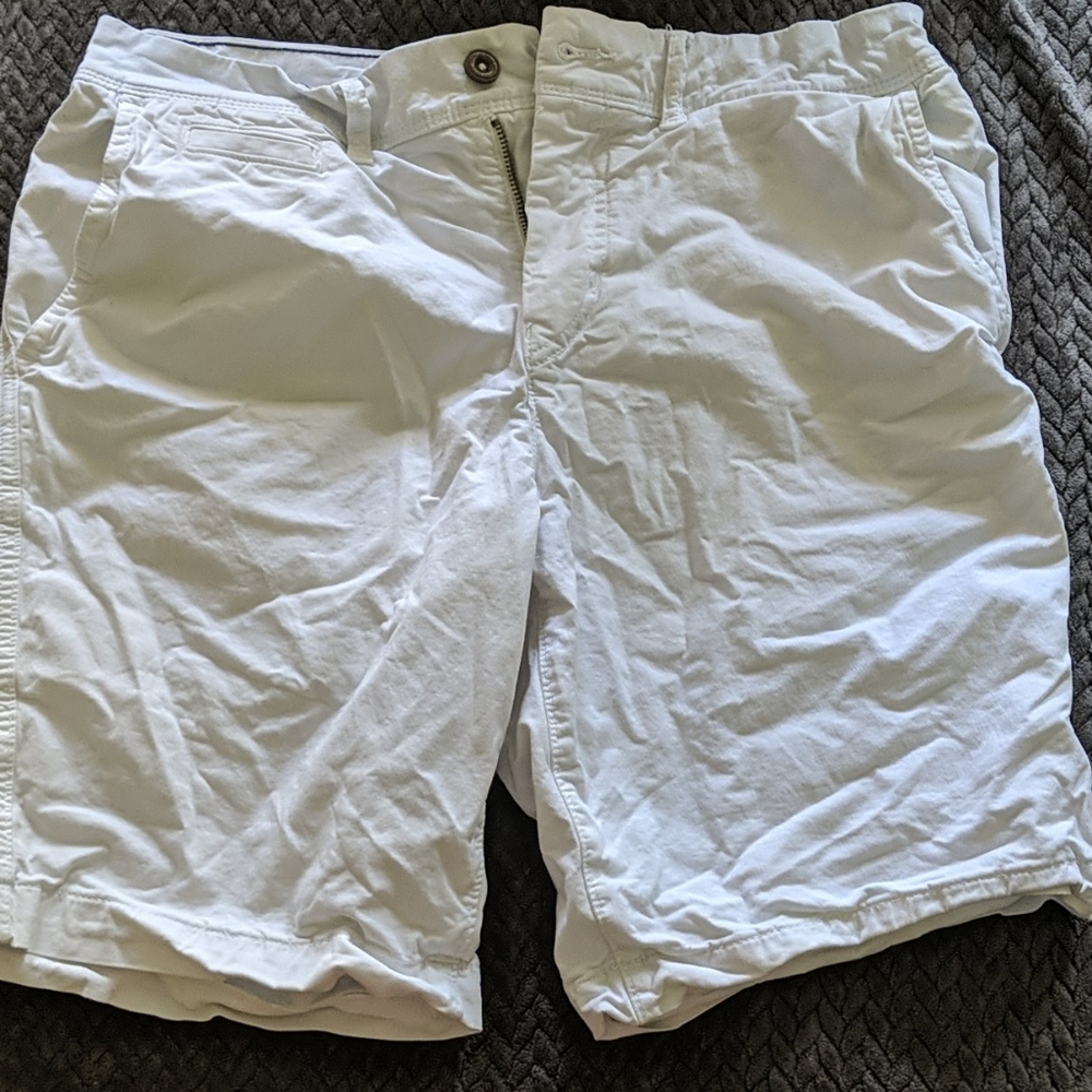 Mens white shorts